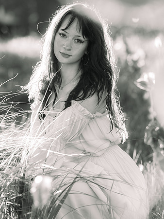 Emma b&w 0035