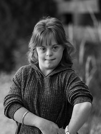 Sarah b&w016
