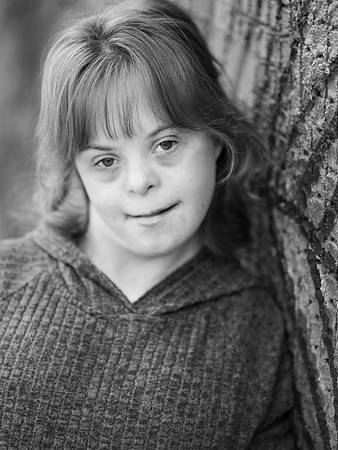 Sarah b&w033