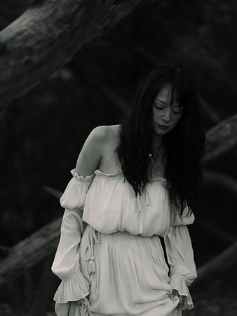 Emma b&w 0074