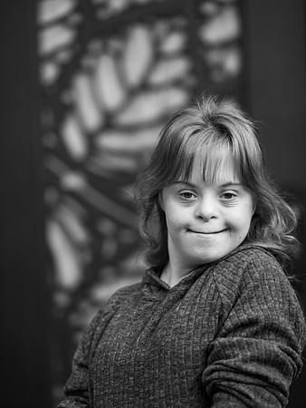Sarah b&w069