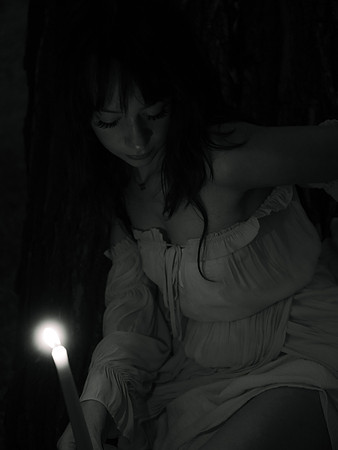 Emma b&w 0123
