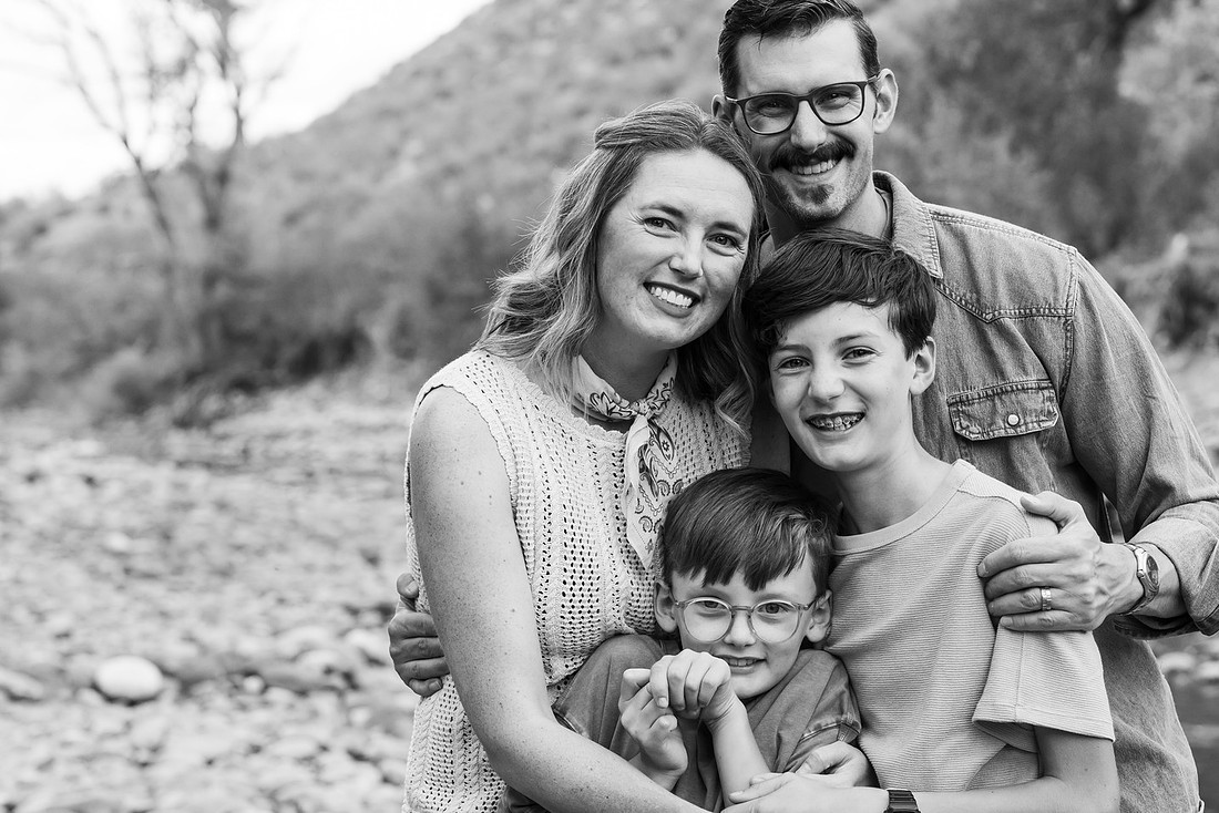Hendrickson Family B&W 0091