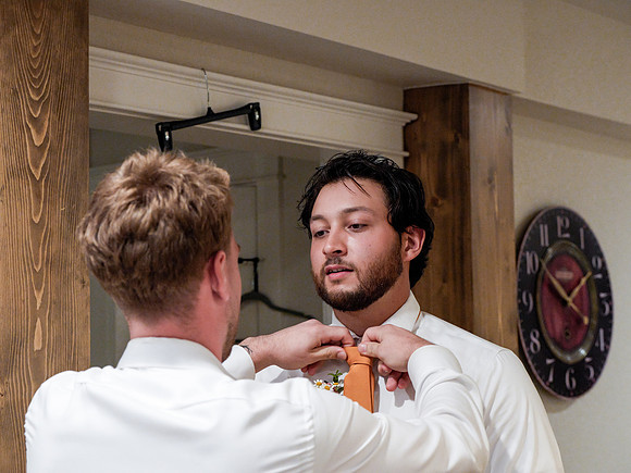 Cannon and Groomsmen getting ready_09.12.26_0044