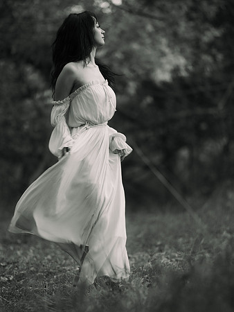 Emma b&w 0099
