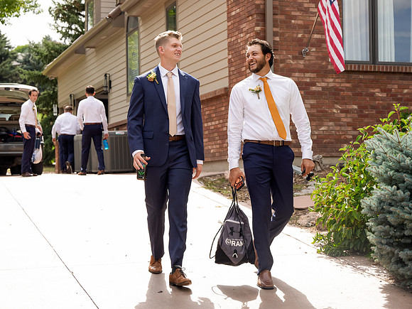 Cannon and Groomsmen getting ready_09.12.26_0113