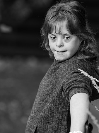 Sarah b&w029