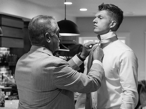 Cannon and Groomsmen getting ready_09.12.26_0069