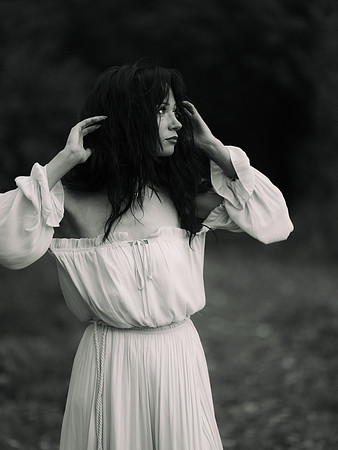 Emma b&w 0108