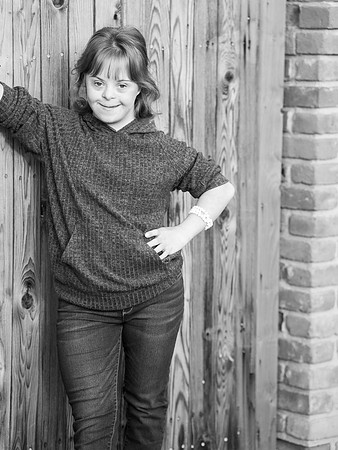 Sarah b&w004