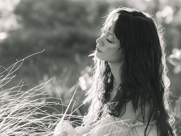 Emma b&w 0040