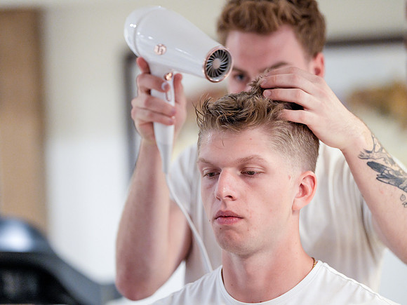 Cannon and Groomsmen getting ready_09.12.26_0025