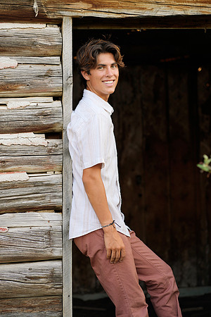 Mac Eliason_Senior Portraits 0047 touch up