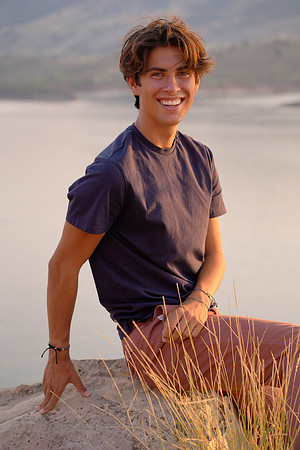 Mac Eliason_Senior Portraits 0081 touch up