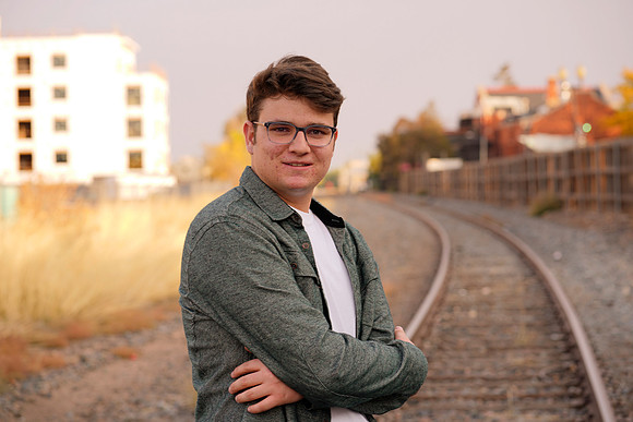 Ben Goodrich Senior Portraits_0015