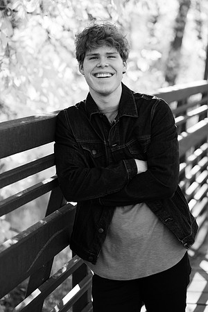 Nathan Semmens Senior Portraits 0002