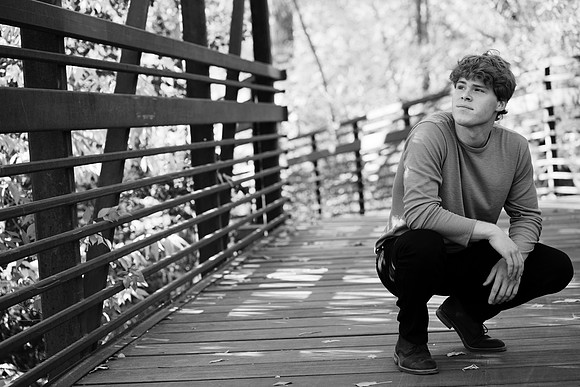 Nathan Semmens Senior Portraits 0022