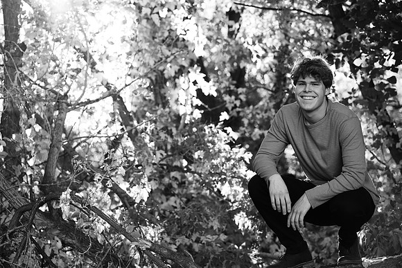 Nathan Semmens Senior Portraits 0035