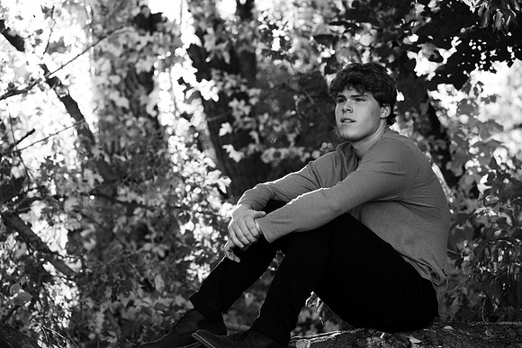 Nathan Semmens Senior Portraits 0041