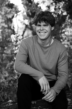 Nathan Semmens Senior Portraits 0046