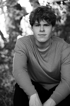 Nathan Semmens Senior Portraits 0049