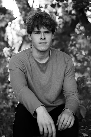 Nathan Semmens Senior Portraits 0051