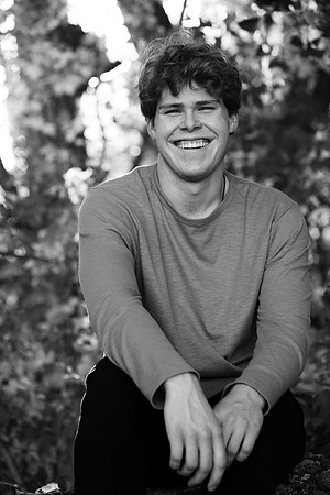 Nathan Semmens Senior Portraits 0050