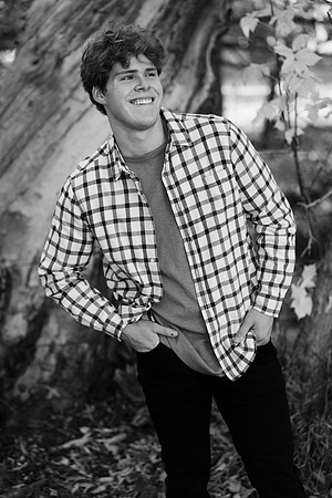 Nathan Semmens Senior Portraits 0054