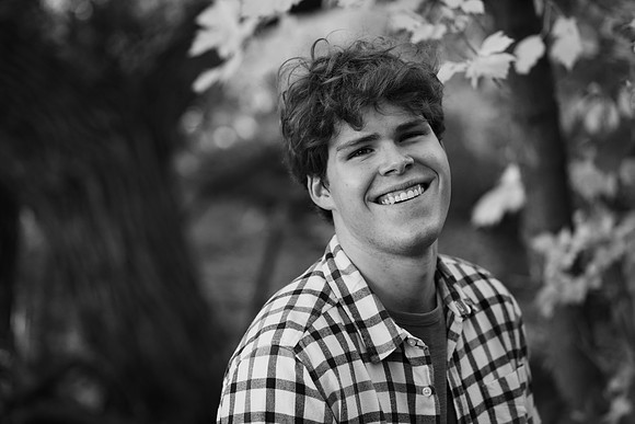 Nathan Semmens Senior Portraits 0063