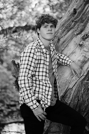 Nathan Semmens Senior Portraits 0068