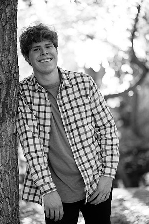 Nathan Semmens Senior Portraits 0073