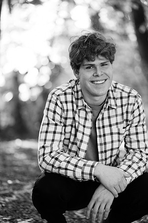 Nathan Semmens Senior Portraits 0076