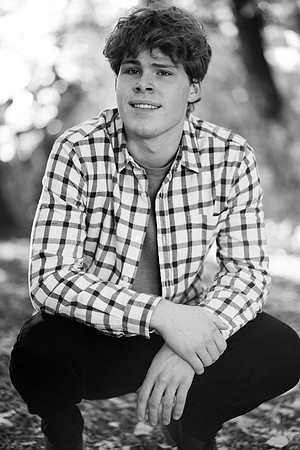 Nathan Semmens Senior Portraits 0079