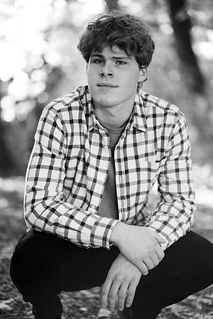Nathan Semmens Senior Portraits 0080