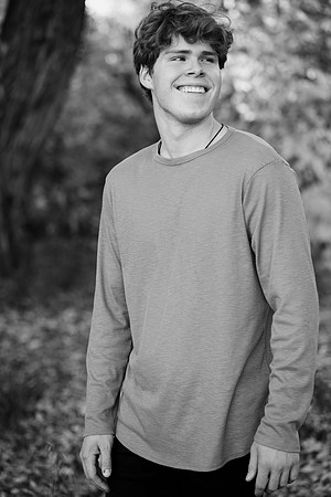 Nathan Semmens Senior Portraits 0082