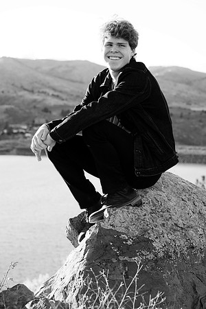Nathan Semmens Senior Portraits 0089