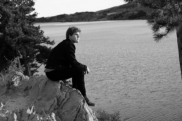 Nathan Semmens Senior Portraits 0098