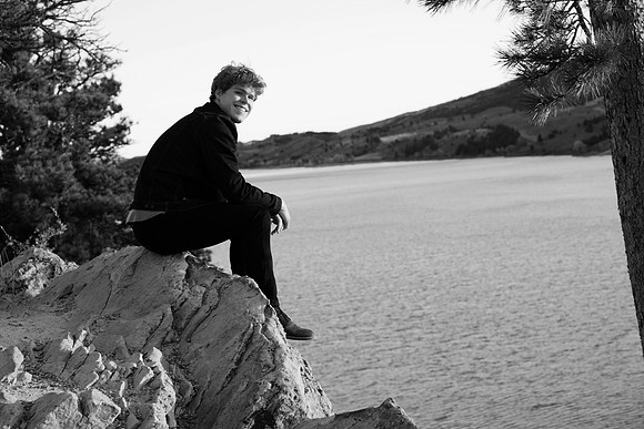 Nathan Semmens Senior Portraits 0099