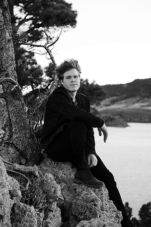 Nathan Semmens Senior Portraits 0102