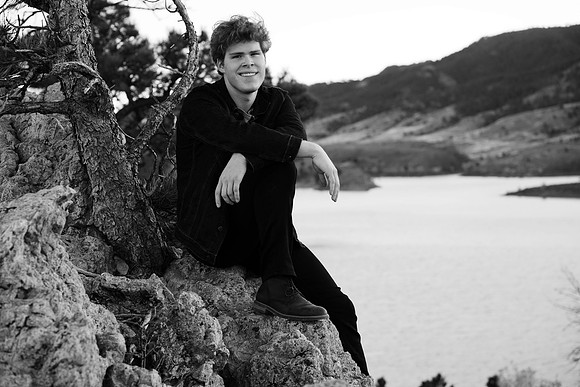 Nathan Semmens Senior Portraits 0108