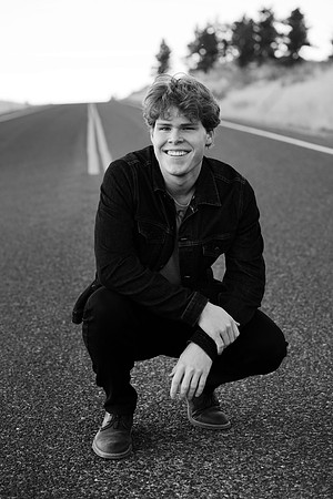 Nathan Semmens Senior Portraits 0113