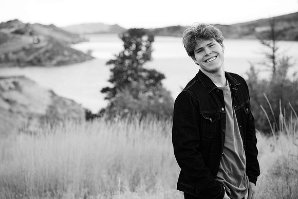 Nathan Semmens Senior Portraits 0117