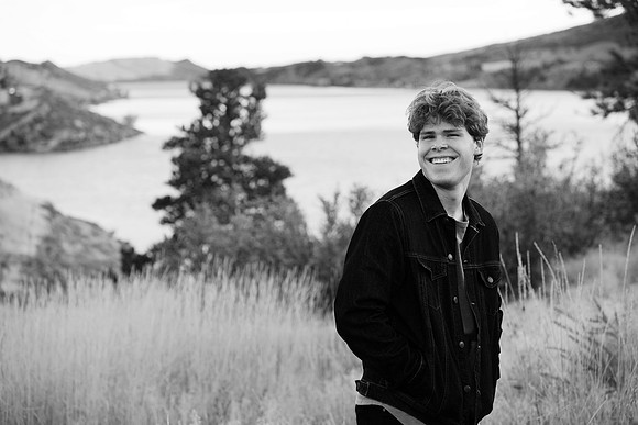 Nathan Semmens Senior Portraits 0115