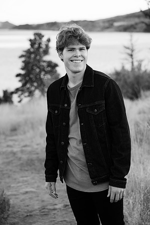 Nathan Semmens Senior Portraits 0121