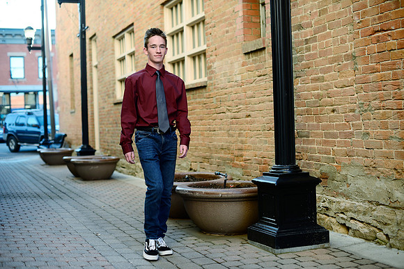 Colin Eastwood Senior Portraits 0023