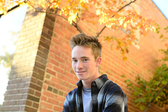 Colin Eastwood Senior Portraits 0036