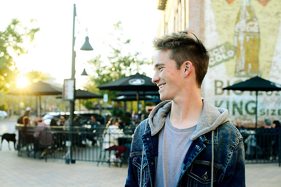 Colin Eastwood Senior Portraits 0062