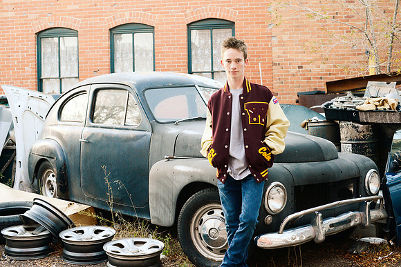 Colin Eastwood Senior Portraits 0077