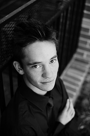 Colin Eastwood Senior Portraits 0021
