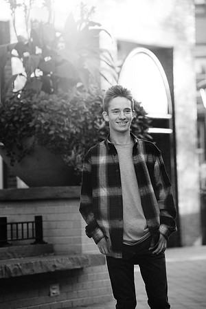 Colin Eastwood Senior Portraits 0025